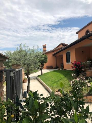 Apartament Il Giardino Delle Rose Spello Zewnętrze zdjęcie
